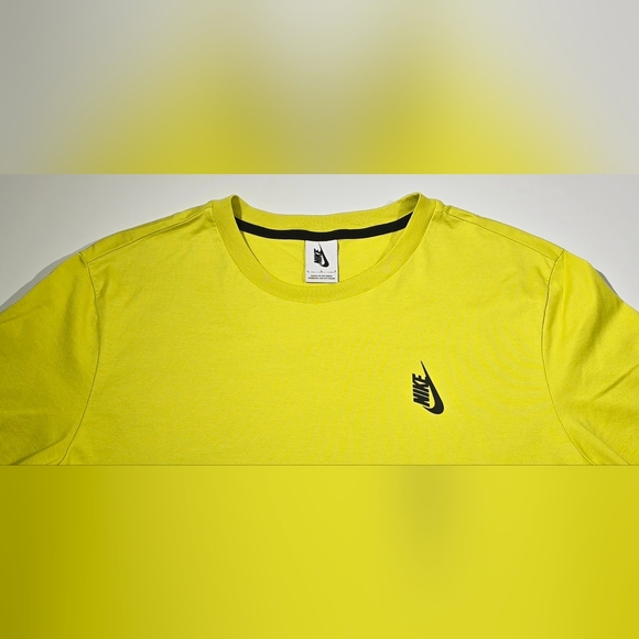 NikeLab Nike Essentials Electrolime Yellow Black Crew T-Shirt 823669-358 Men L - Picture 2 of 6
